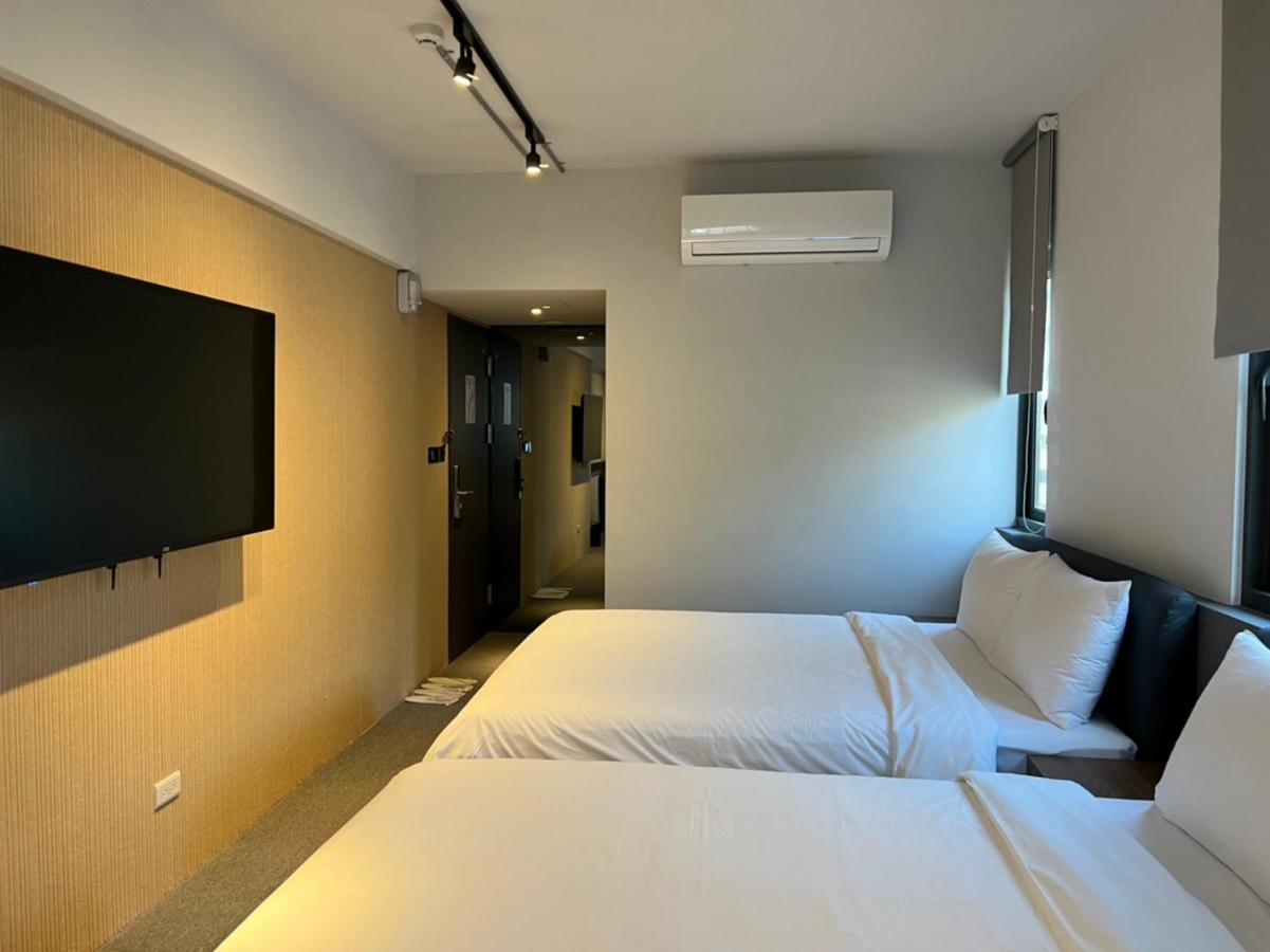 Doudian Ddinn Hotel Taichung Exterior foto